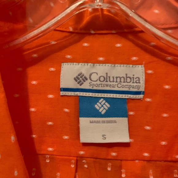 🧡💜🐅 Columbia button up shirt - Picture 3 of 6